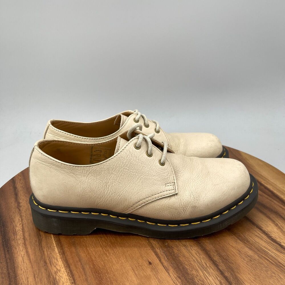 Dr.Martens Oxford Womens Size 9 Cream/Taupe AirWare Virginia Leather Shoes